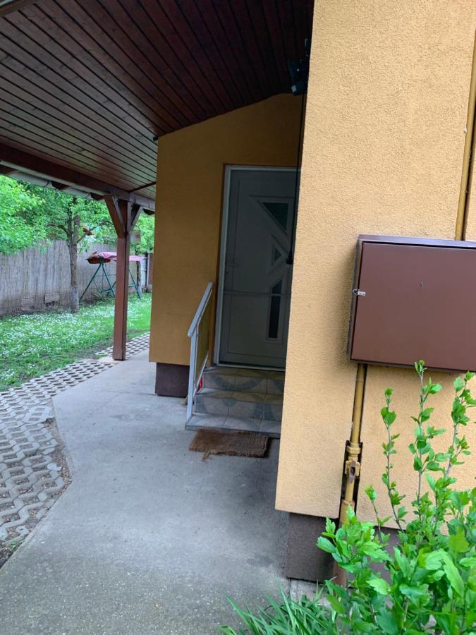 Eoetvoes Vendeghaz Villa Hajdúszoboszló Eksteriør billede